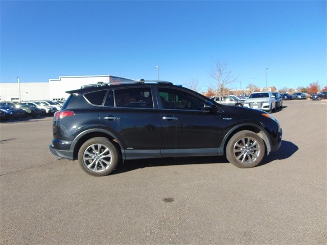 2018 Toyota RAV4 Hybrid Limited photo 3