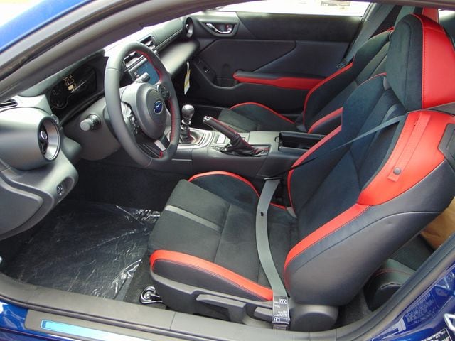 2025 Subaru BRZ Limited - Photo 10