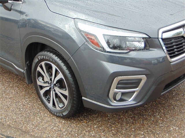 2021 Subaru Forester Limited photo 2