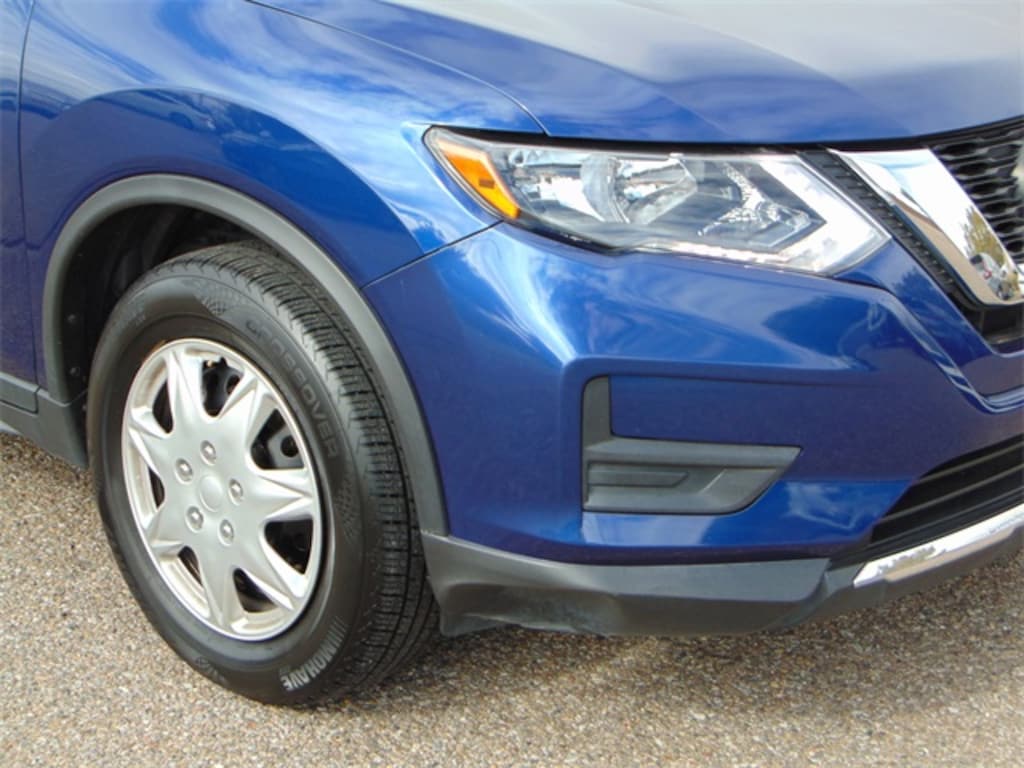 Used 2020 Nissan Rogue S SUV