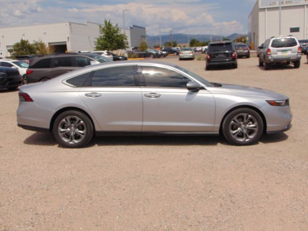 Used 2024 Honda Accord EX Sedan