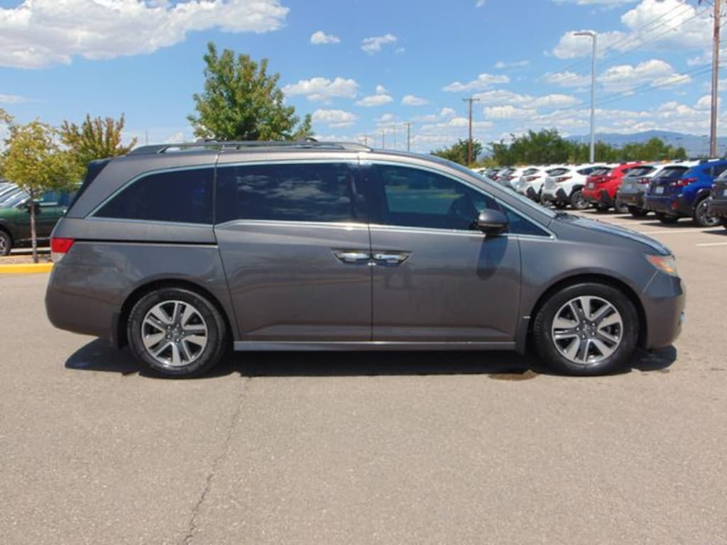 Used 2016 Honda Odyssey Touring Van Passenger Van
