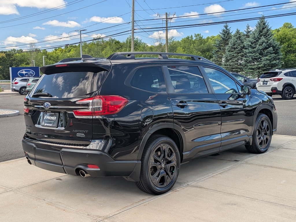 Certified 2023 Subaru Ascent Onyx Edition Limited 7-Passenger SUV