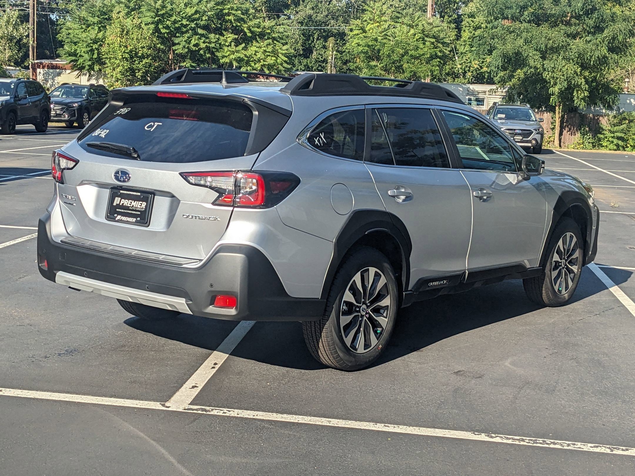 2025 Subaru Outback Limited photo 2
