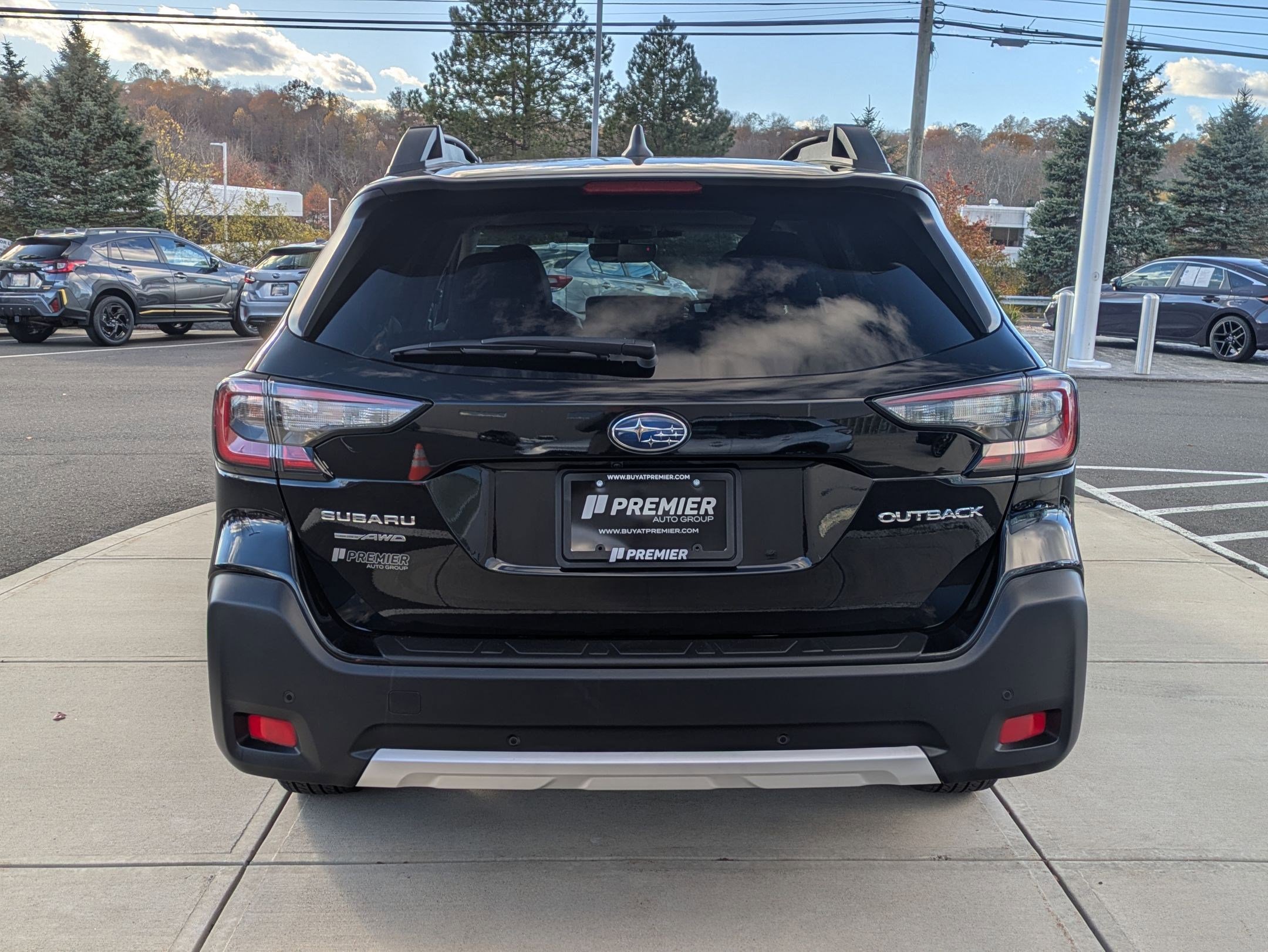 2025 Subaru Outback Limited photo 3