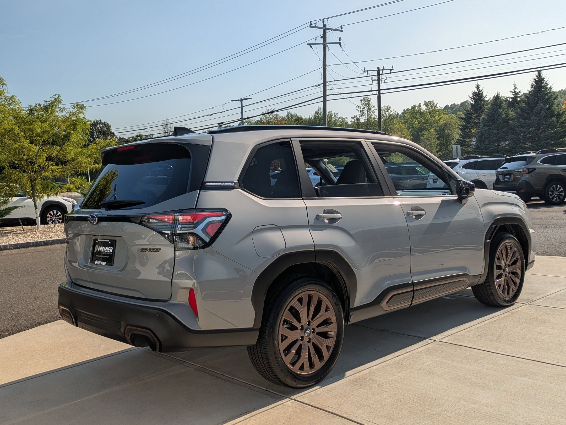 2025 Subaru Forester Sport photo 2