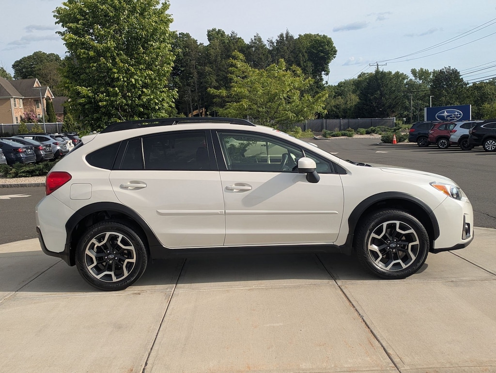 Used 2017 Subaru Crosstrek 2.0i Premium SUV