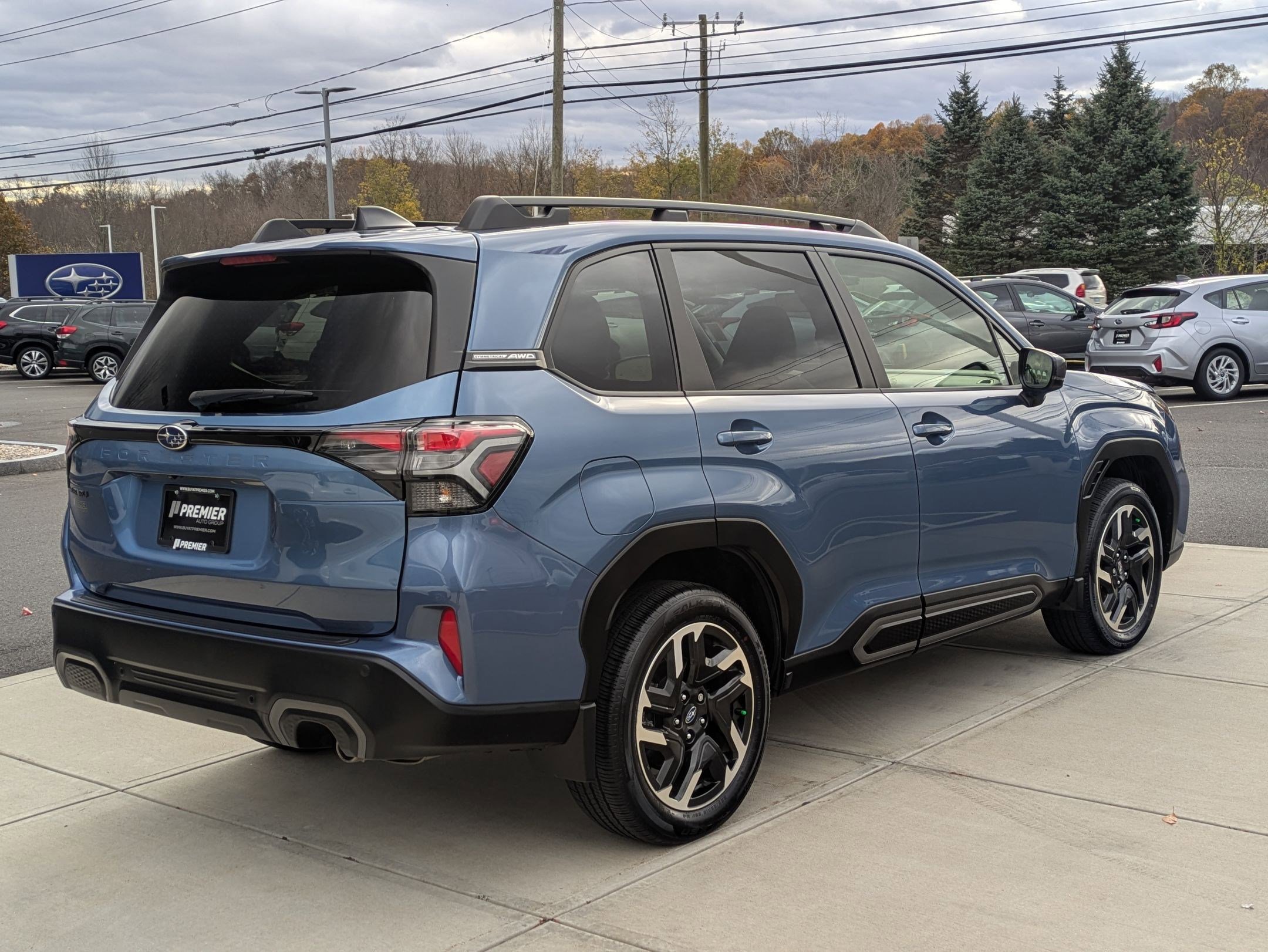 2025 Subaru Forester Limited photo 3