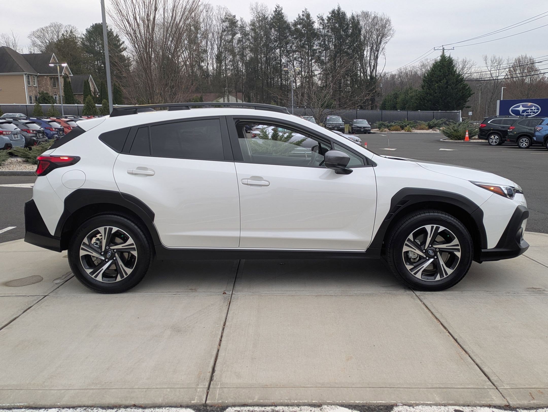 2024 Subaru Crosstrek Premium photo 2