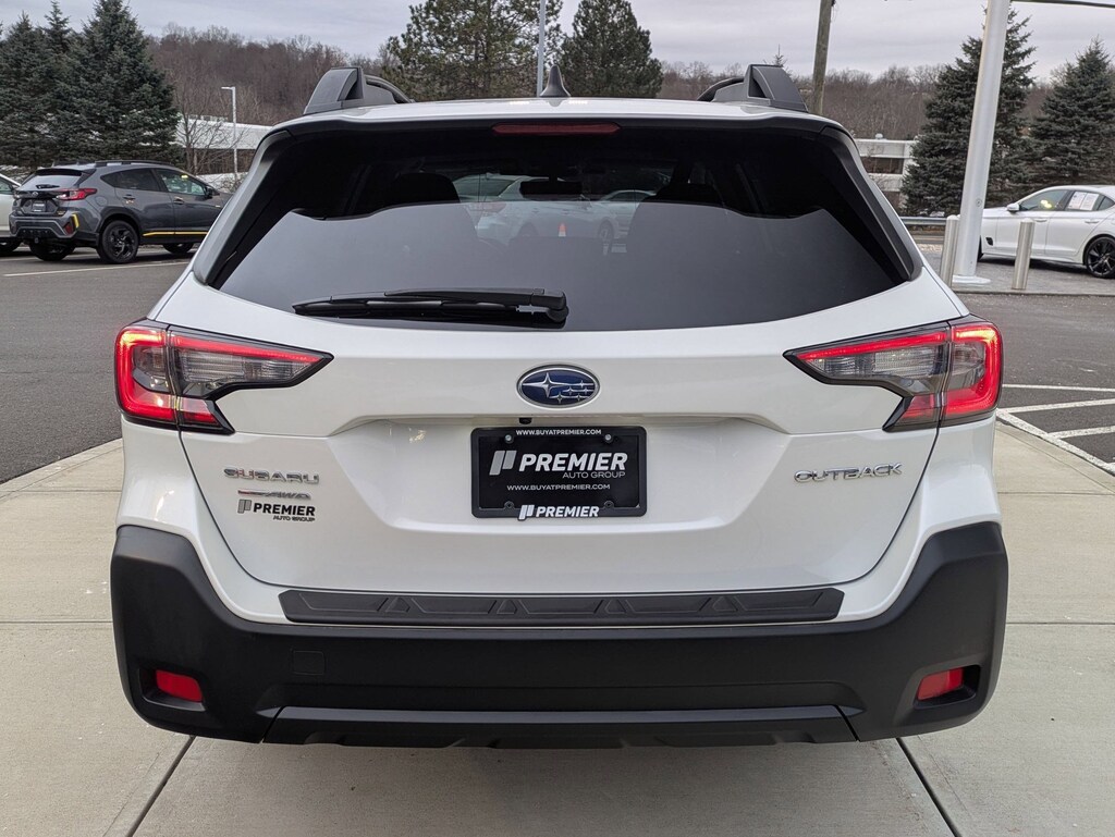 Used 2023 Subaru Outback Premium SUV