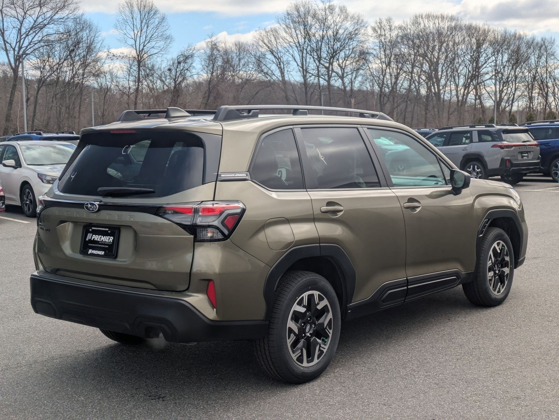 2026 Subaru Forester Premium - Photo 3