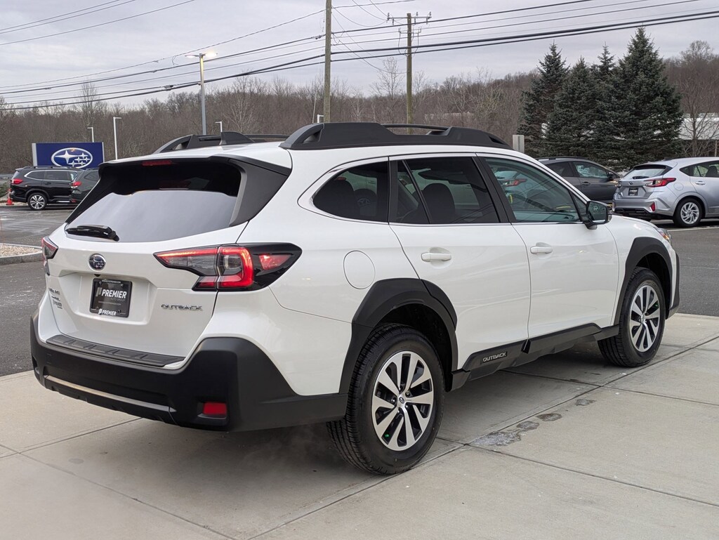 Used 2023 Subaru Outback Premium SUV