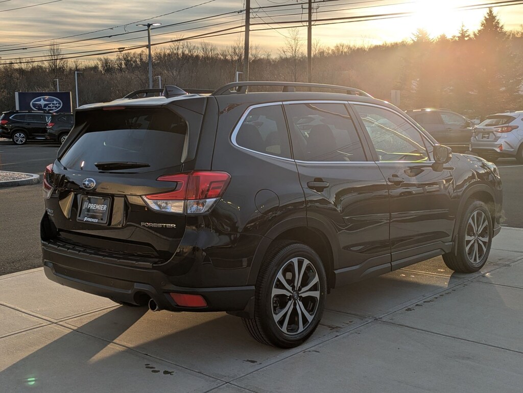 Used 2023 Subaru Forester Limited SUV