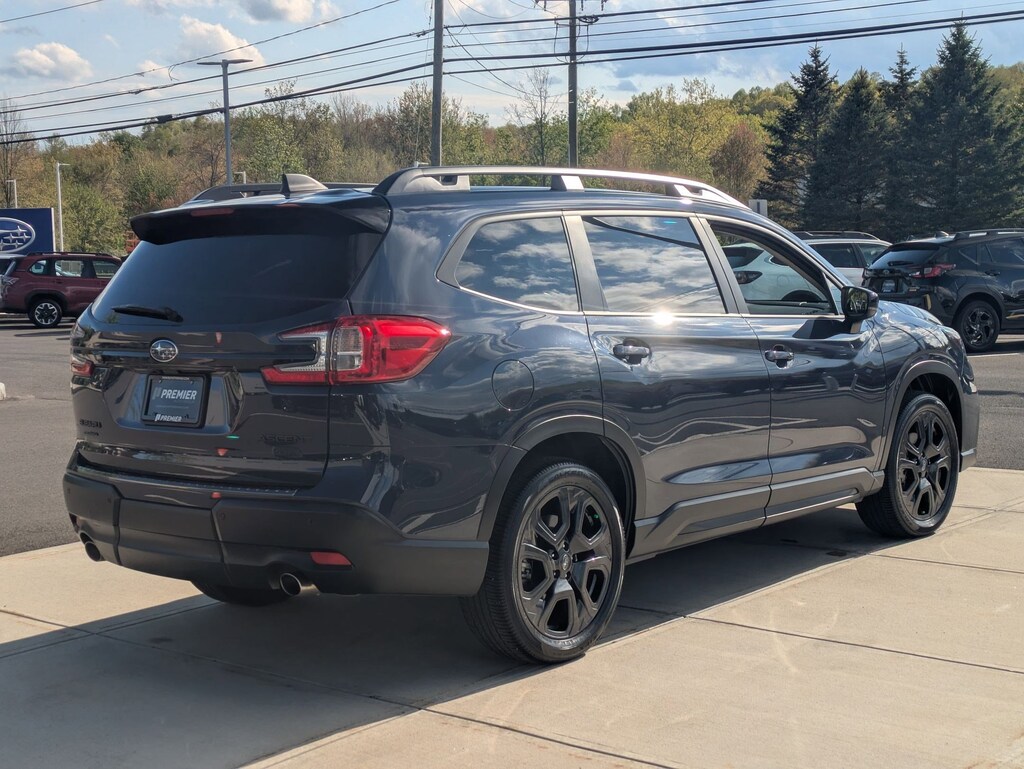 Certified 2025 Subaru Ascent Onyx Edition 7-Passenger SUV