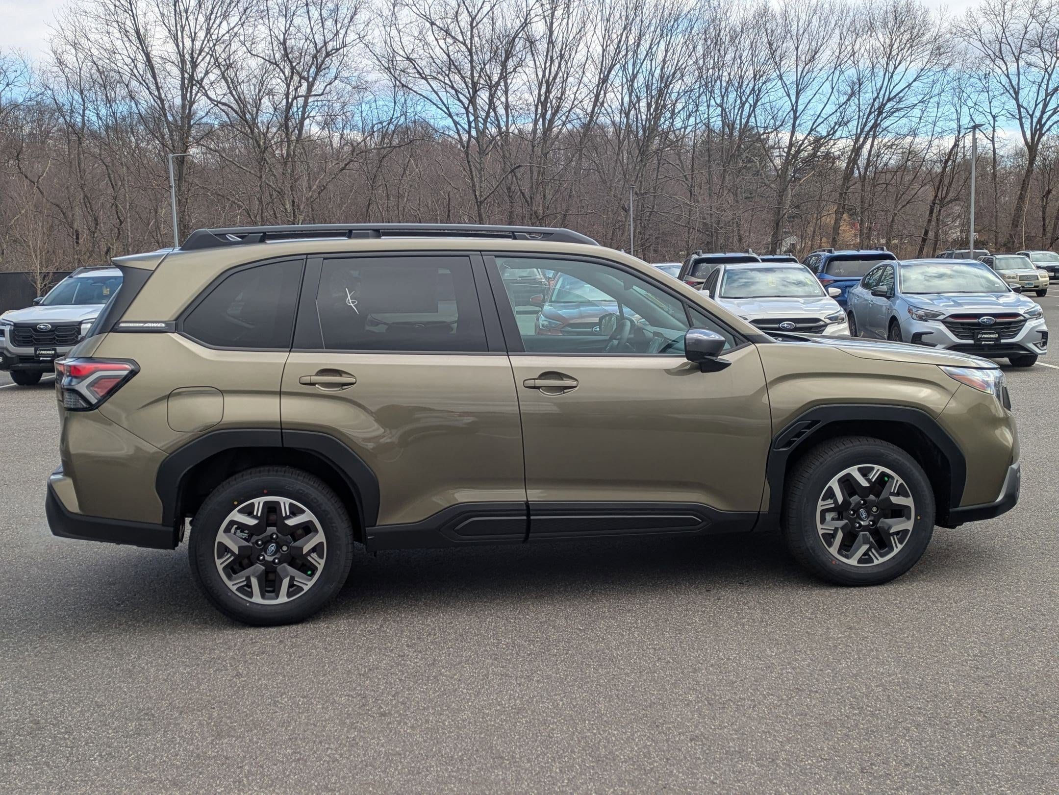 2026 Subaru Forester Premium - Photo 2