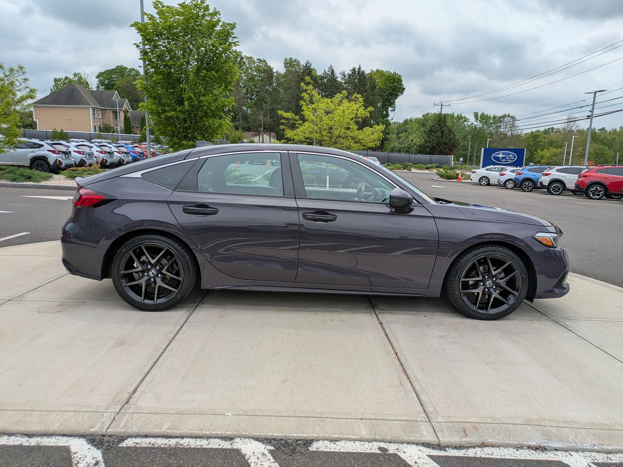 2023 Honda Civic Sport Touring photo 2