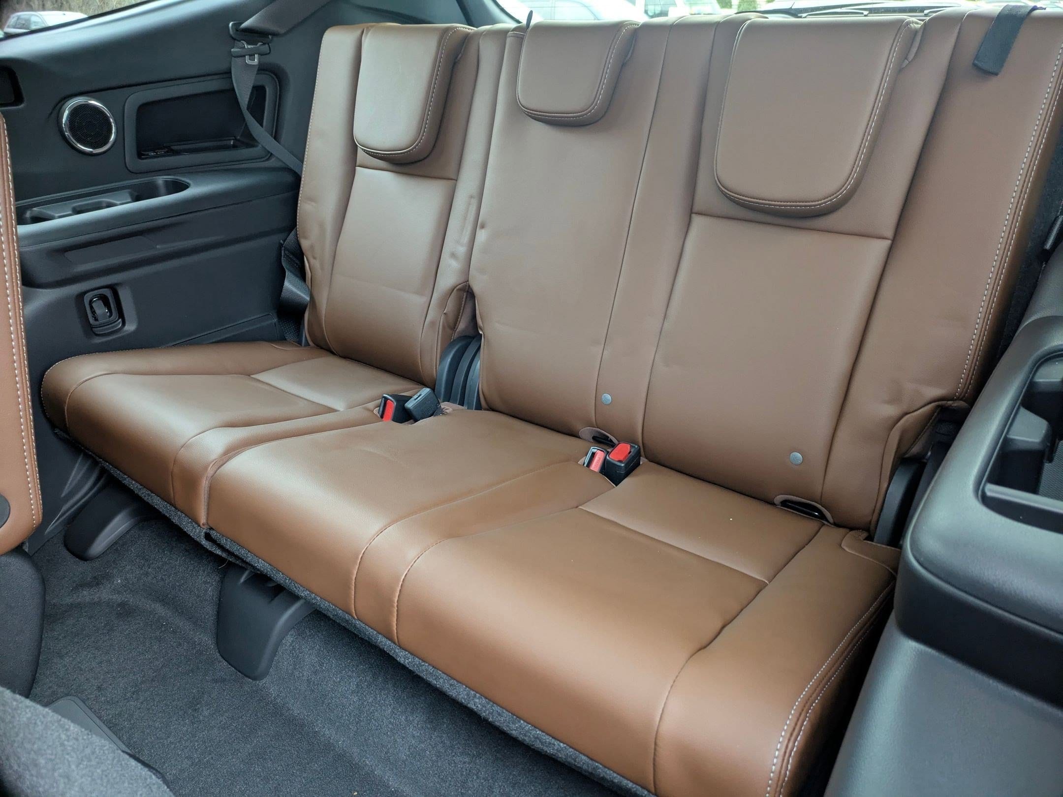 2026 Subaru Ascent Touring - Photo 33