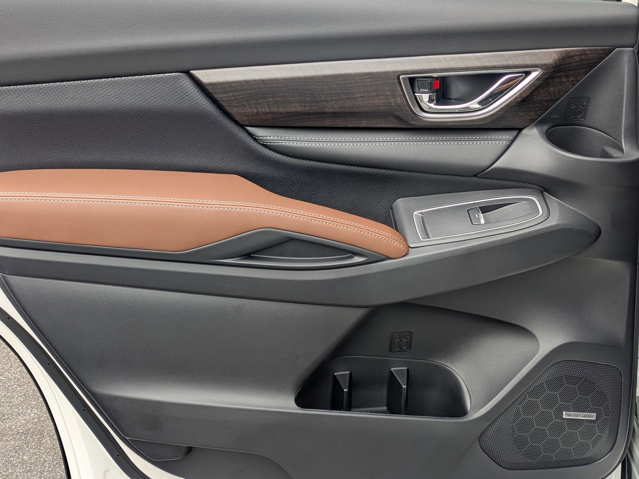 2026 Subaru Ascent Touring - Photo 28
