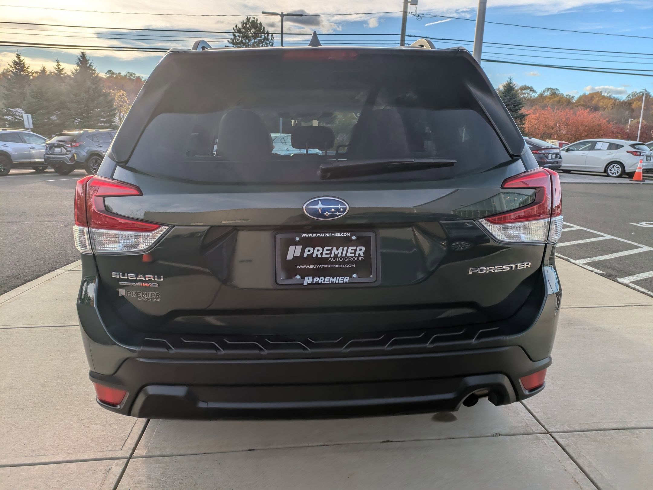 2023 Subaru Forester Premium photo 3