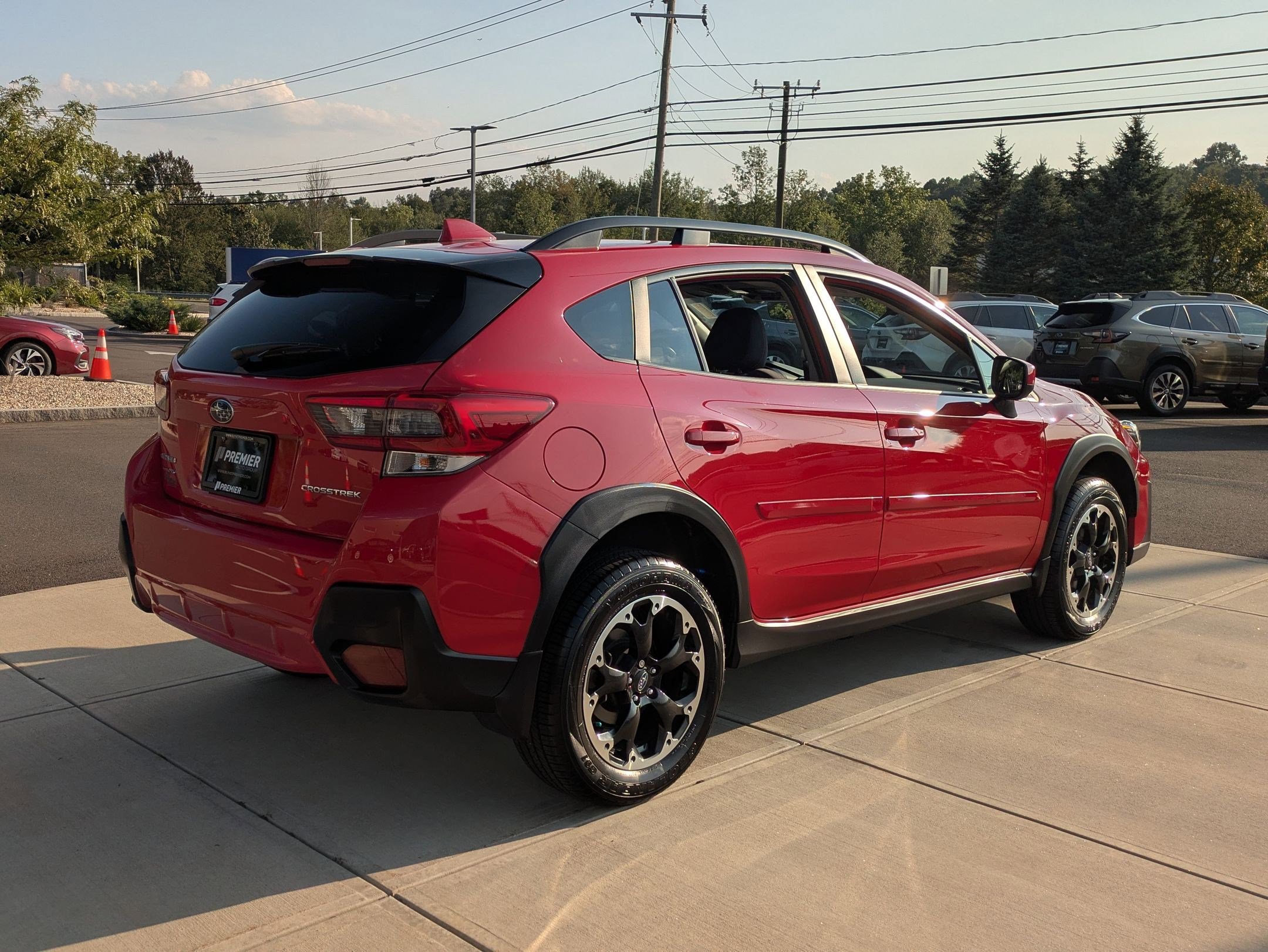 2022 Subaru Crosstrek Premium photo 3