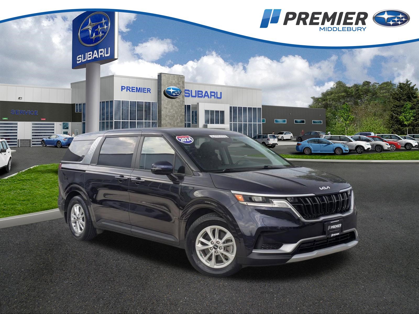 2024 Kia Sedona LX's photo