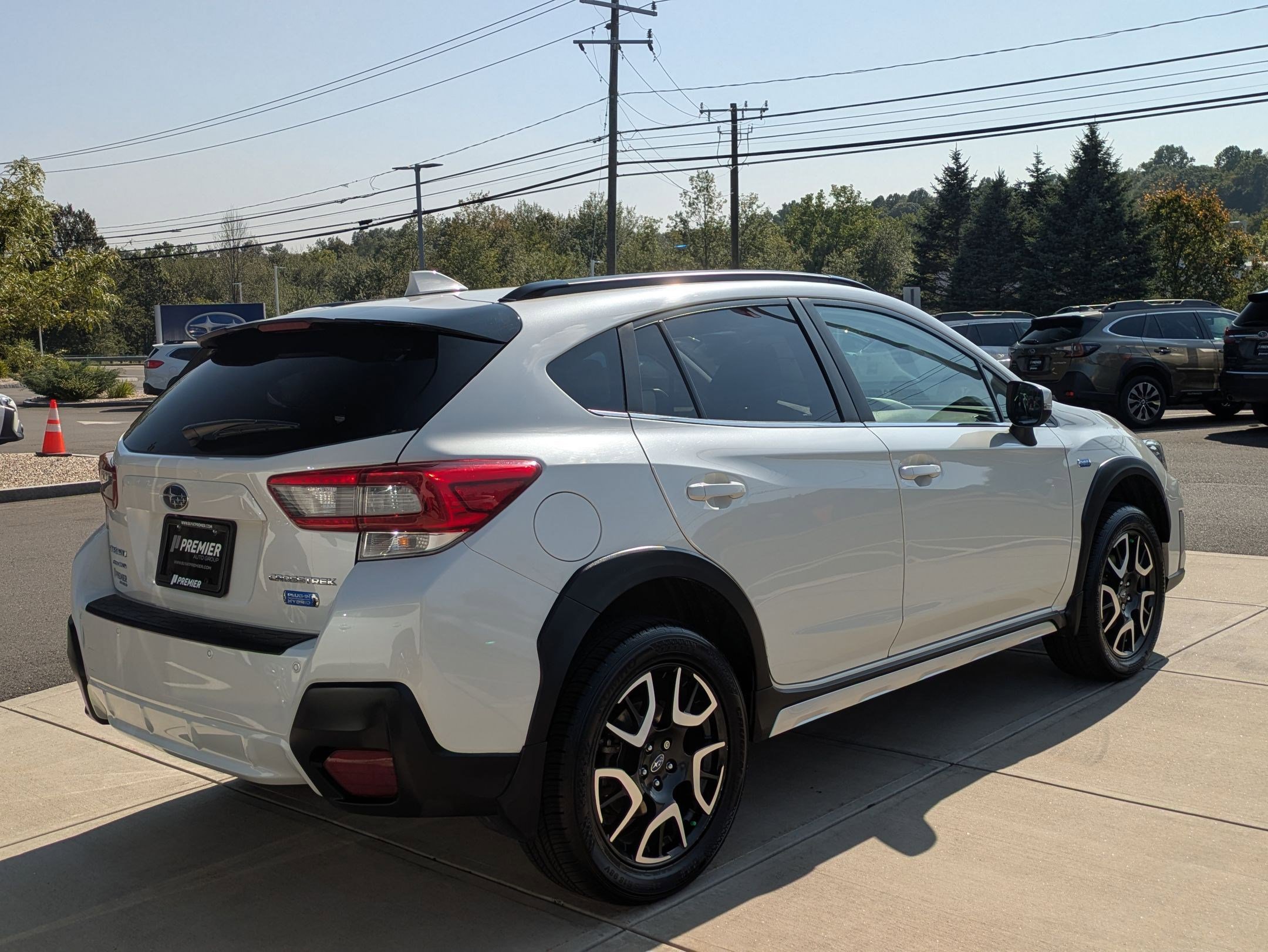 2020 Subaru Crosstrek Hybrid photo 2