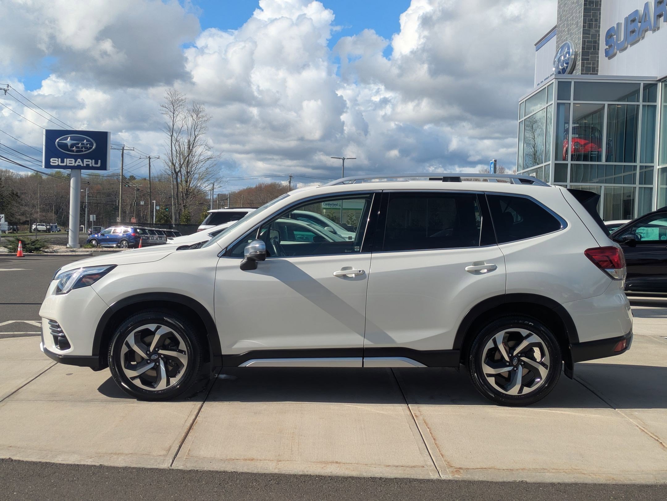 2024 Subaru Forester Touring - Photo 7