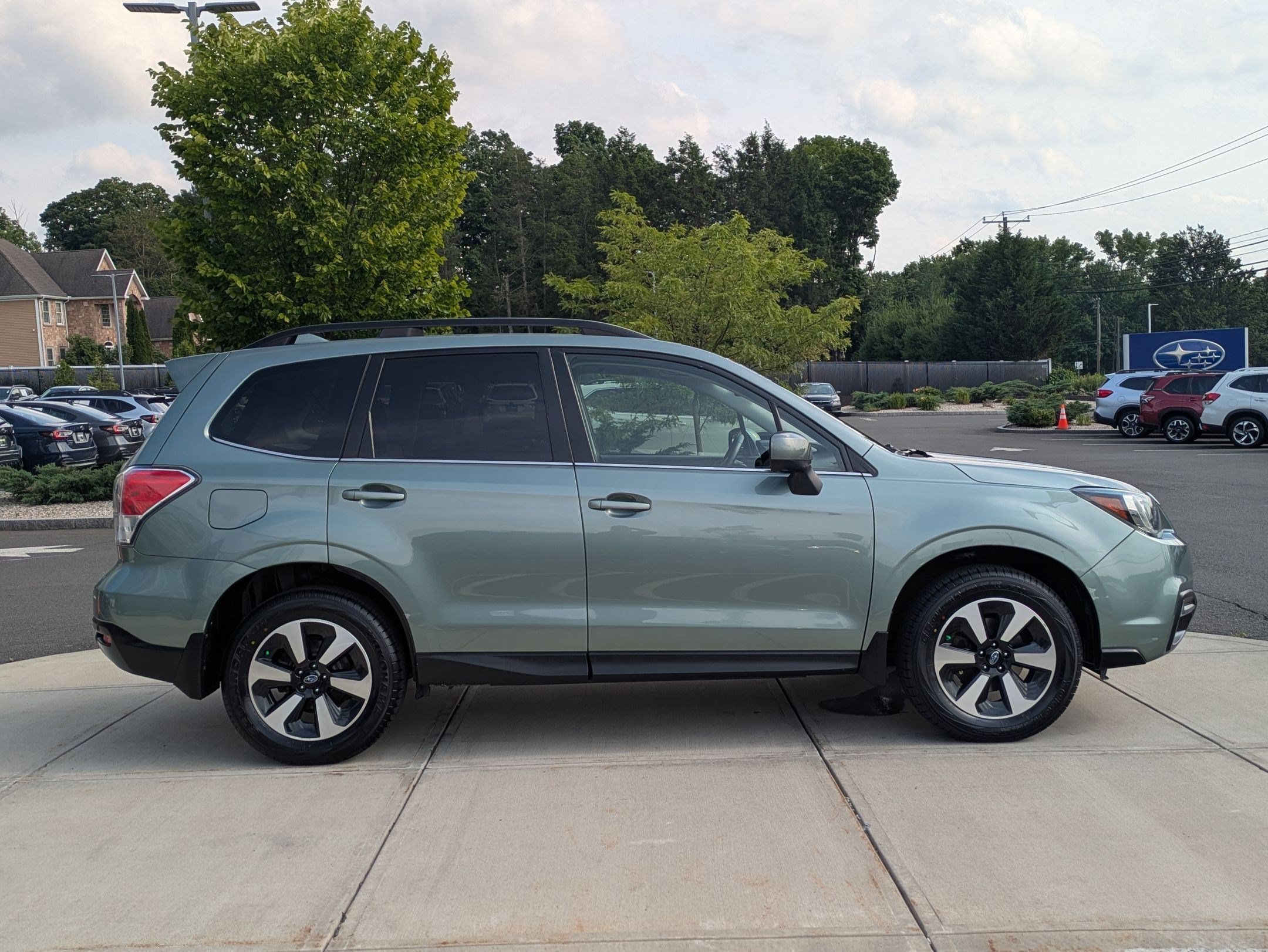 Used 2017 Subaru Forester Limited with VIN JF2SJARC4HH519737 for sale in Middlebury, CT