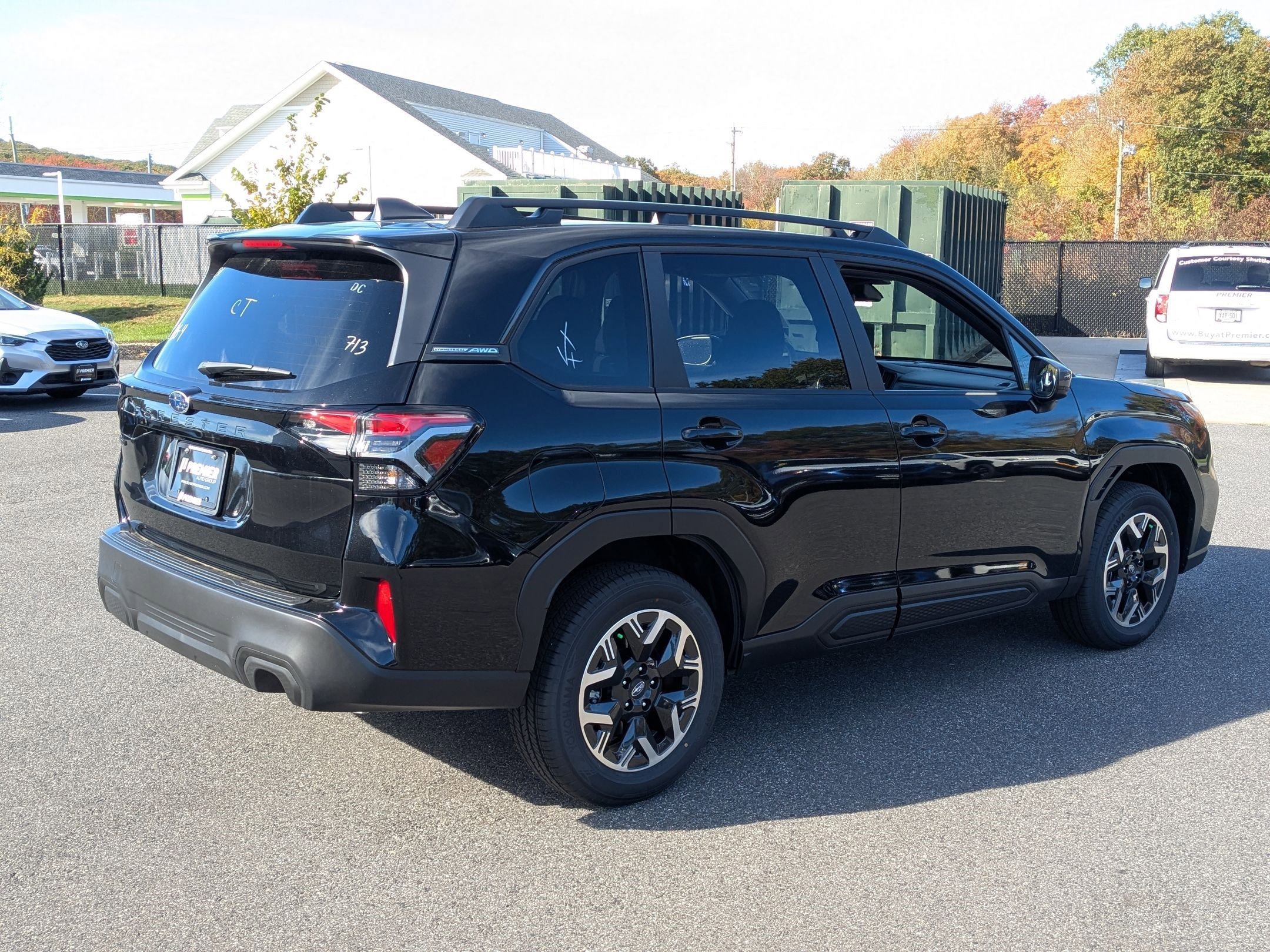 2025 Subaru Forester Premium Base photo 3