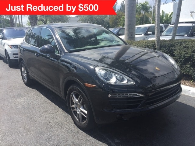 2011 Porsche Cayenne S's photo