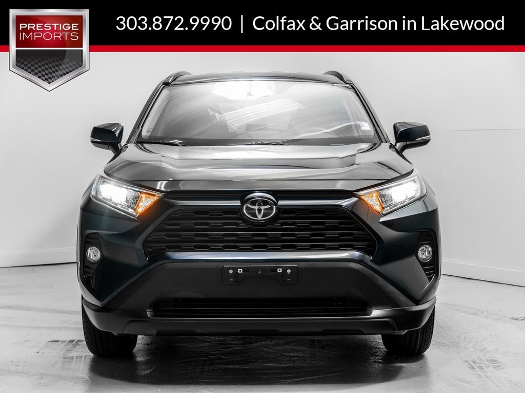 Used 2021 Toyota RAV4 XLE with VIN 2T3P1RFV8MW152239 for sale in Lakewood, CO