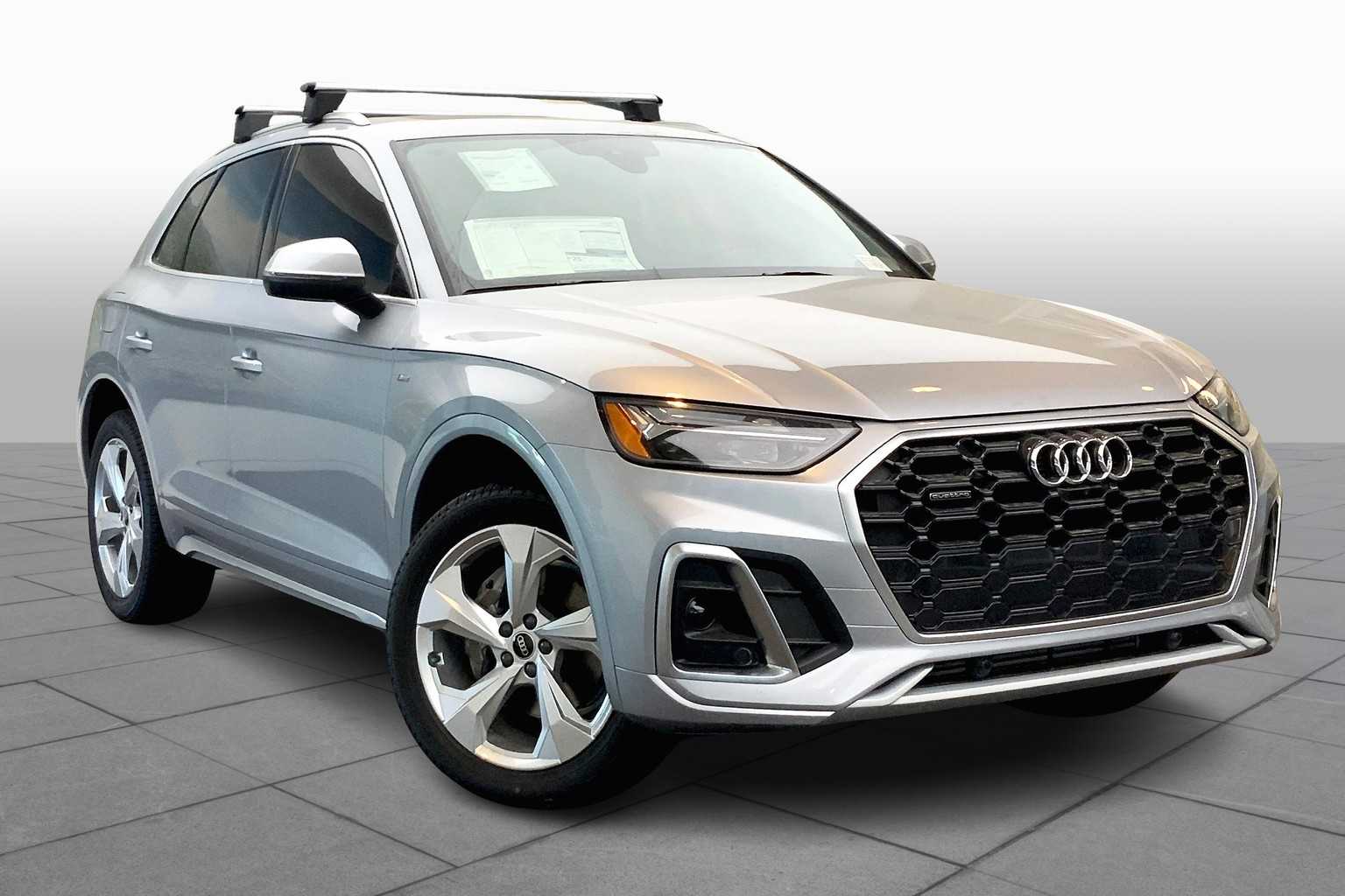 2025 Audi Q5 45 S line Premium Plus photo 2