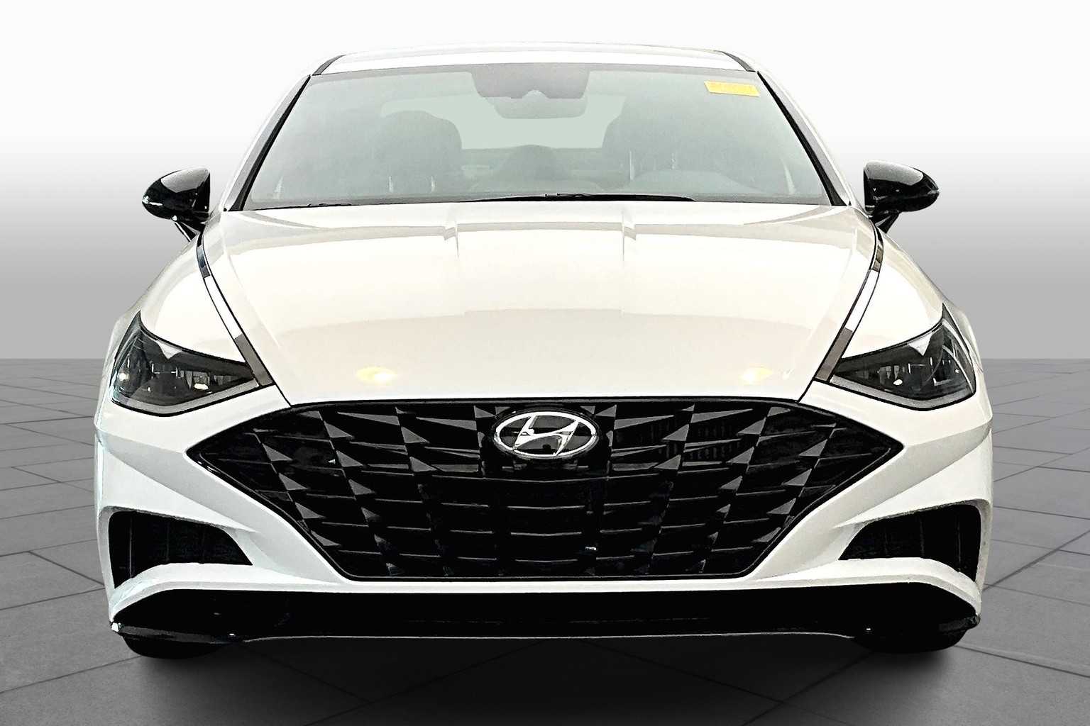 2021 Hyundai Sonata SEL Plus photo 3
