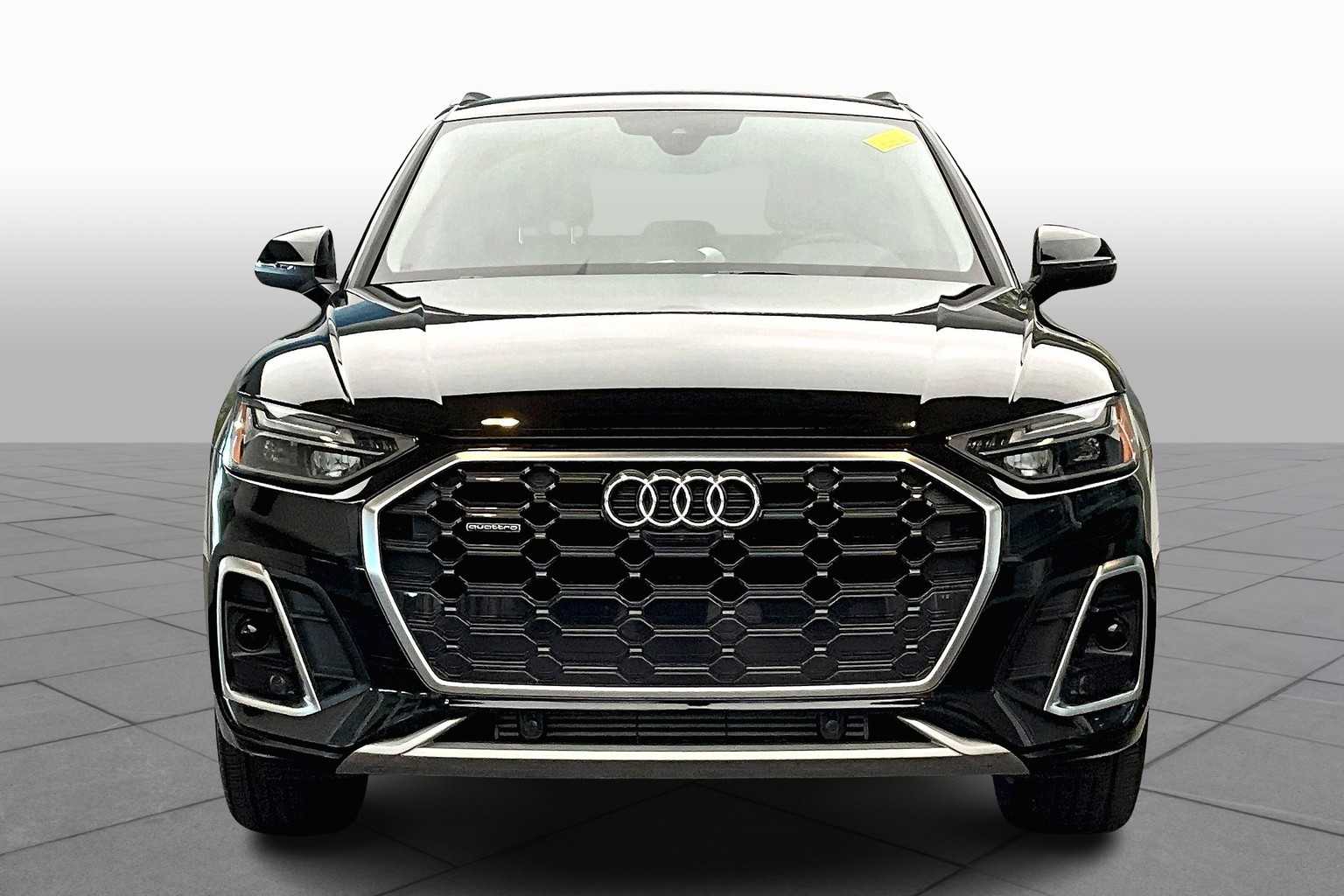 2023 Audi Q5 S line Premium Plus photo 3