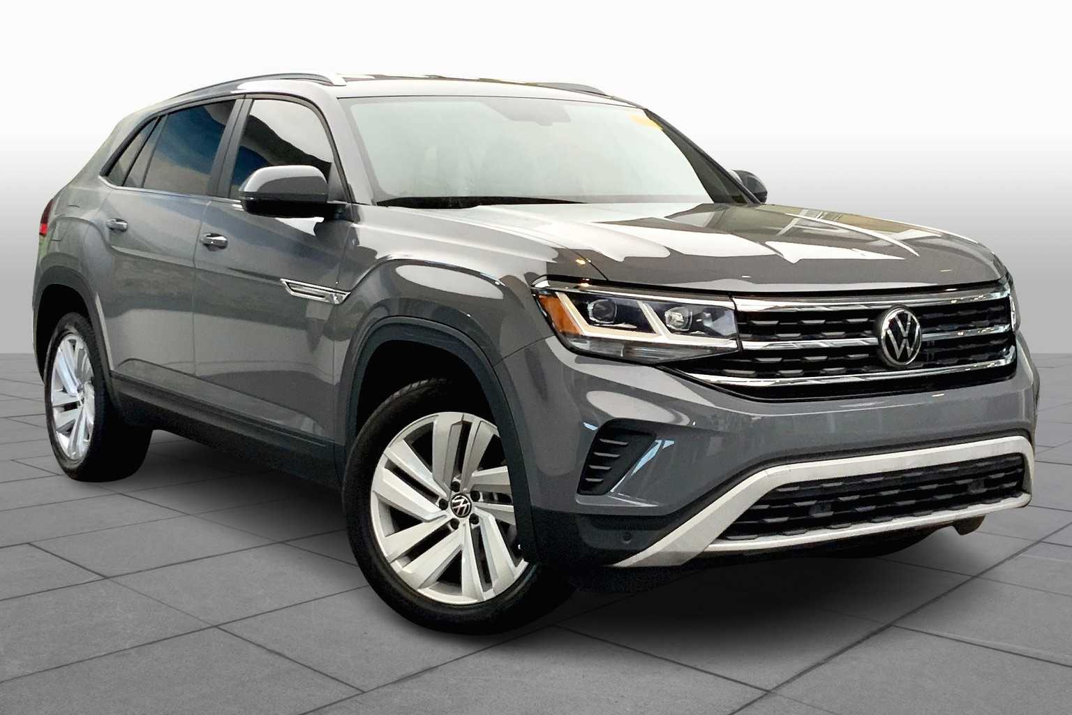 Used 2021 Volkswagen Atlas Cross Sport SE w/Tech with VIN 1V2WC2CA1MC230246 for sale in Miami, FL