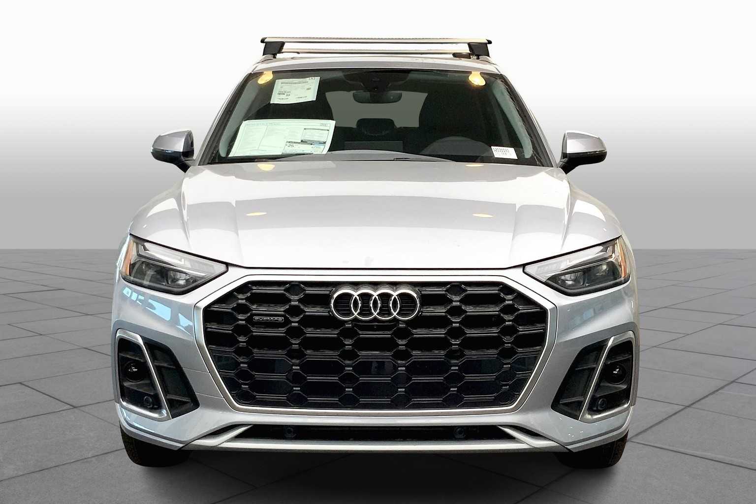 2025 Audi Q5 45 S line Premium Plus photo 3
