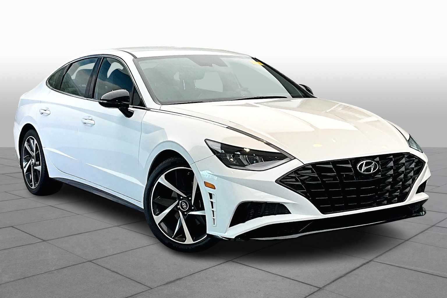 2021 Hyundai Sonata SEL Plus photo 2