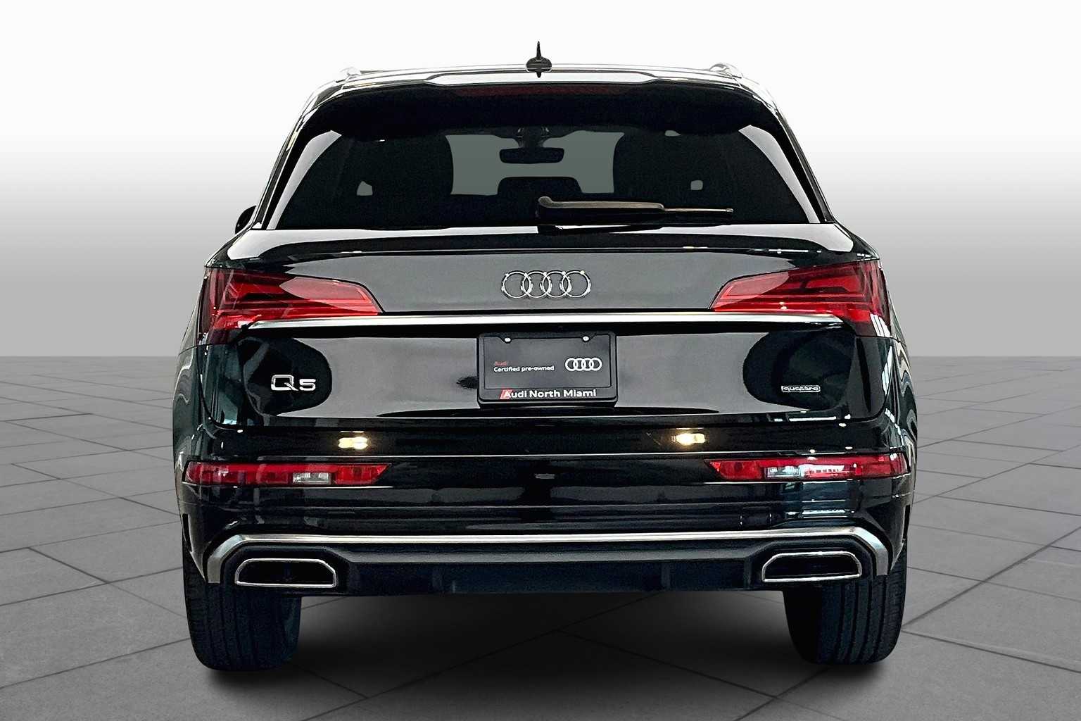 2023 Audi Q5 S line Premium Plus photo 4