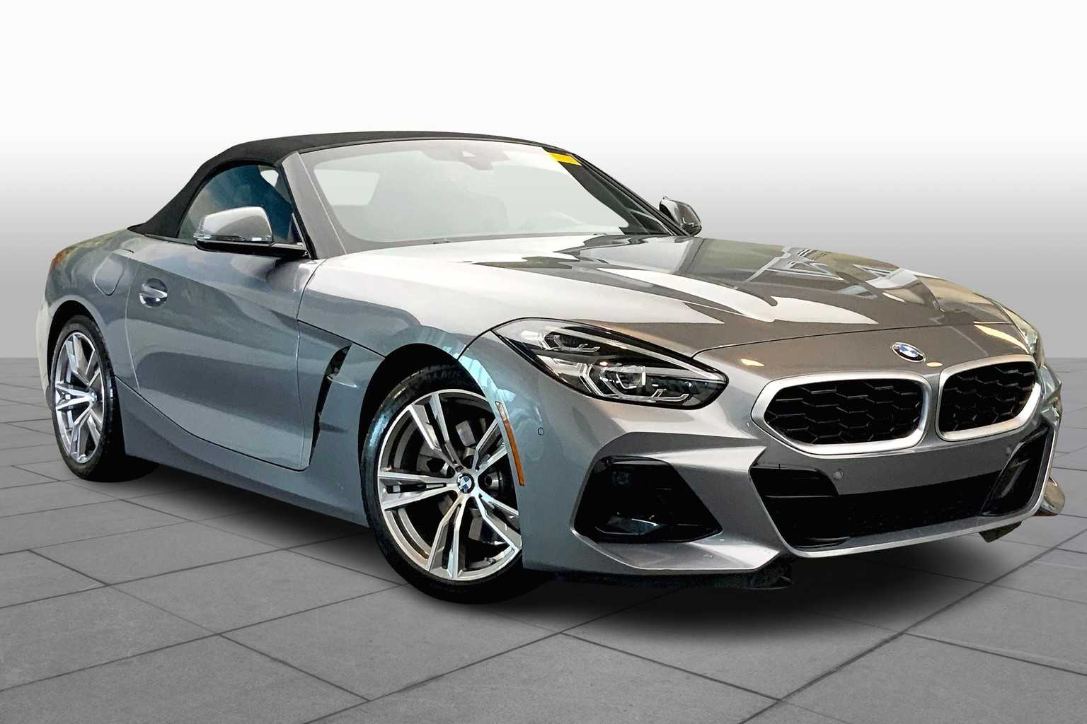 Used 2025 BMW Z4 Base with VIN WBAHF3C04SWY38592 for sale in Miami, FL