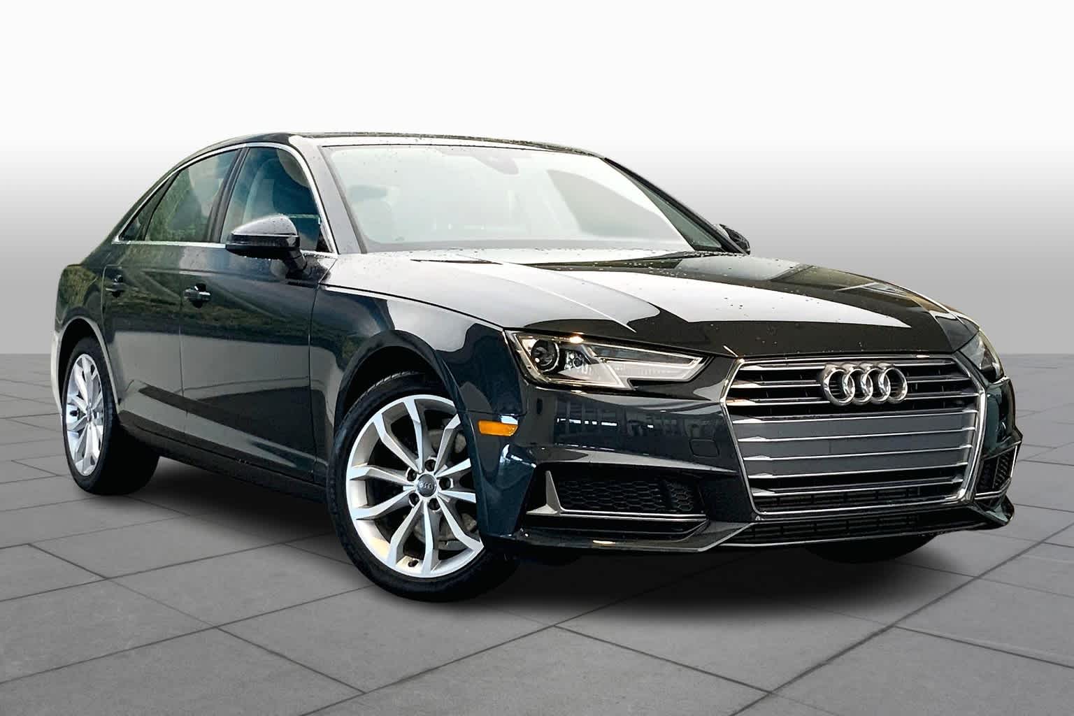 2019 Audi A4 Premium photo 2