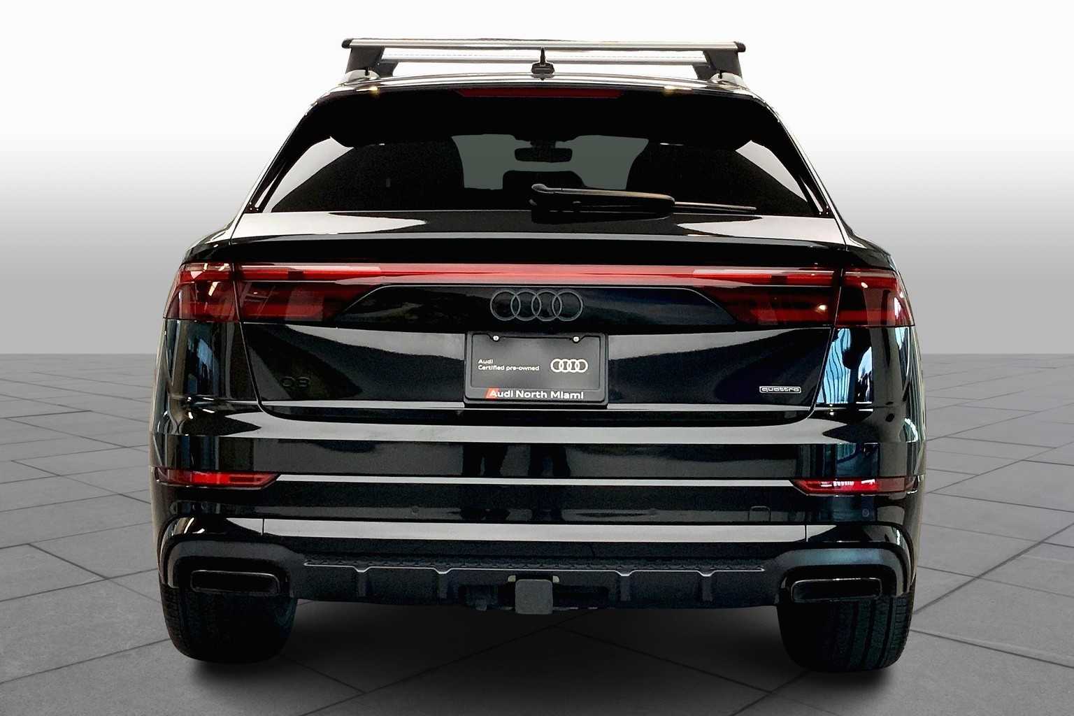 2025 Audi Q8 55 Premium Plus photo 4