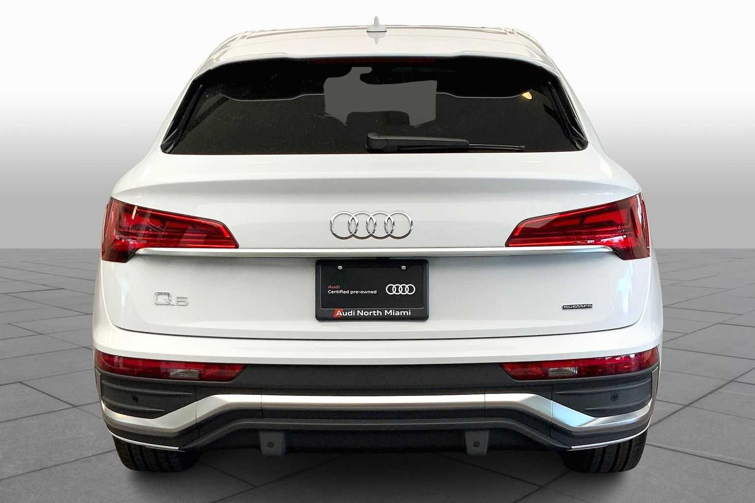 2024 Audi Q5 Sportback 45 S line Premium Plus photo 4
