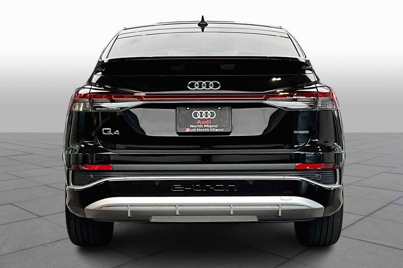 2024 Audi Q4 50 55 E-tron Premium Plus photo 4