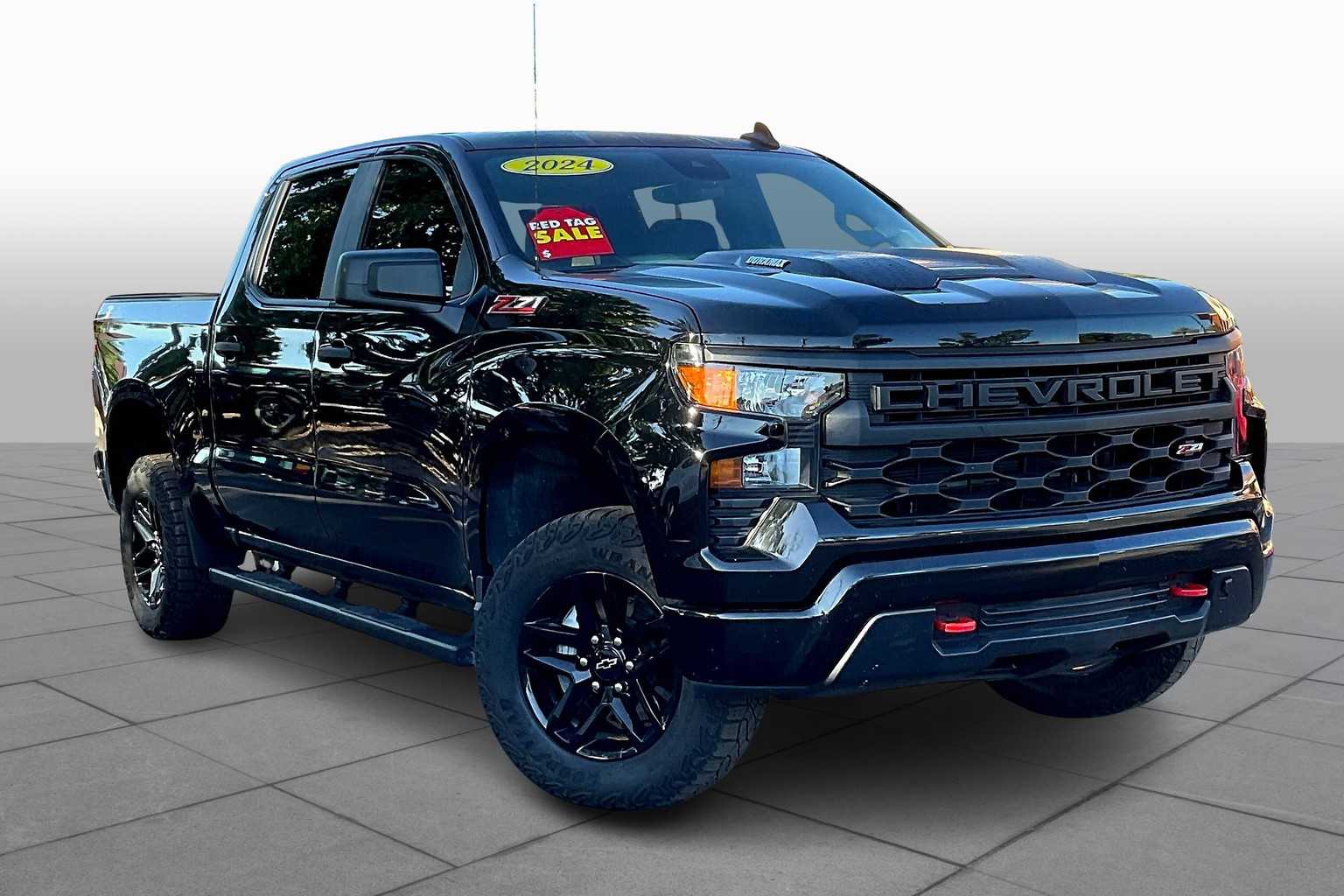 2024 Chevrolet Silverado 1500 Custom Trail Boss photo 2