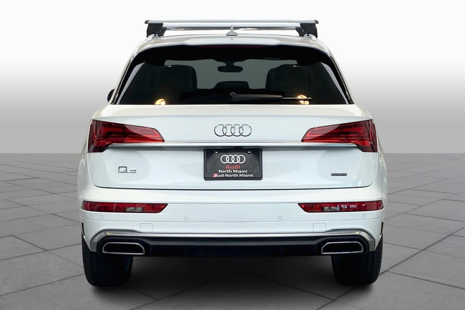 2025 Audi Q5 45 S line Premium Plus photo 4