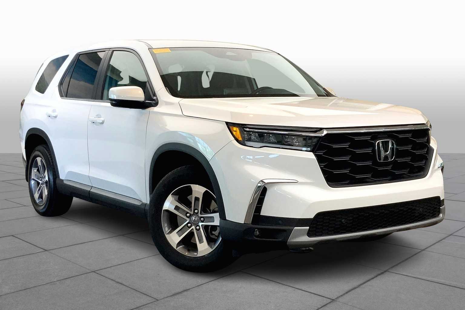 Used 2025 Honda Pilot EX-L with VIN 5FNYG1H46SB041622 for sale in Miami, FL