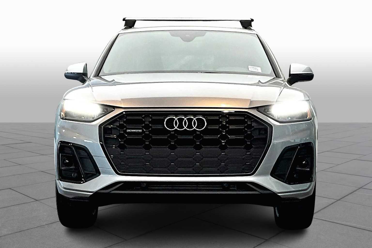 2025 Audi Q5 45 S line Premium photo 3