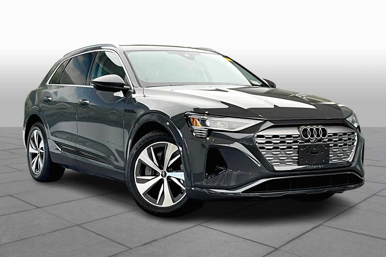 2024 Audi Q8 E-tron Premium photo 2