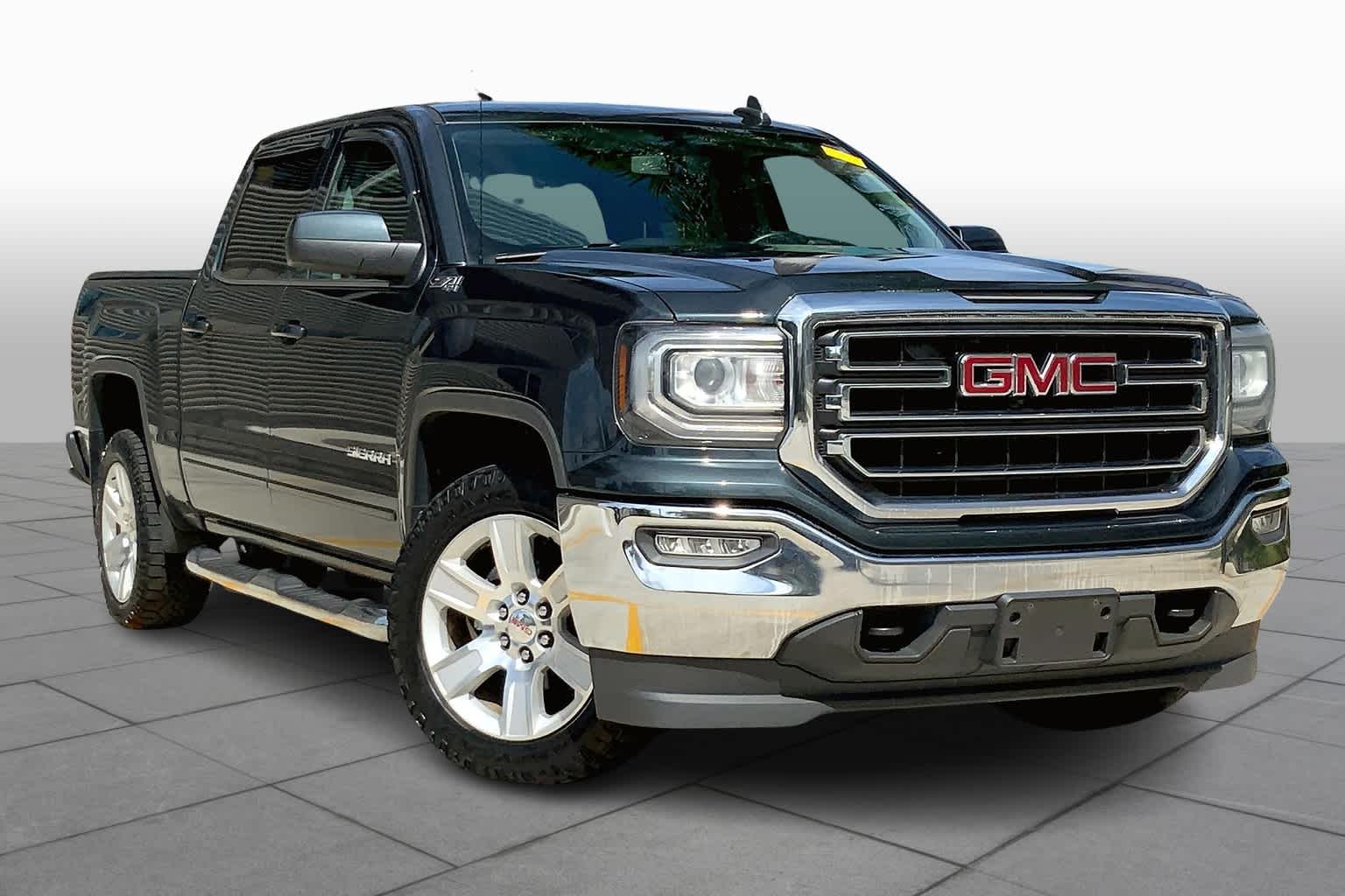 Used 2017 GMC Sierra 1500 SLE with VIN 3GTU2MEC3HG204465 for sale in North Miami, FL