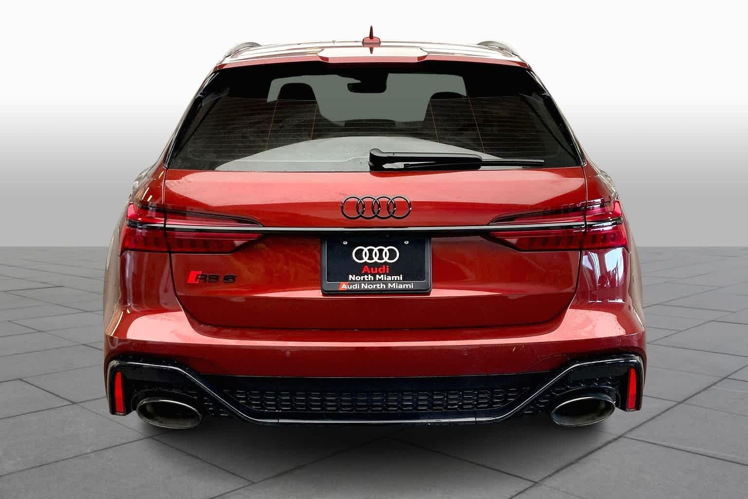 2025 Audi RS 6 Avant Performance photo 4